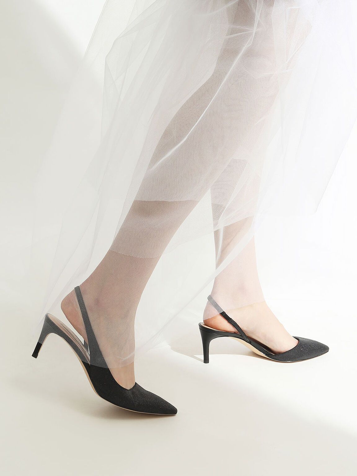 Glitzernde Half D'Orsay Slingback-Pumps
