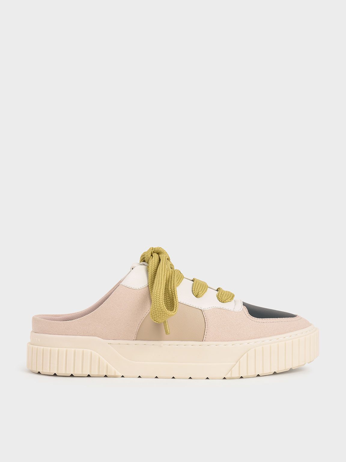 Slip-On-Sneaker aus Mikrosuede